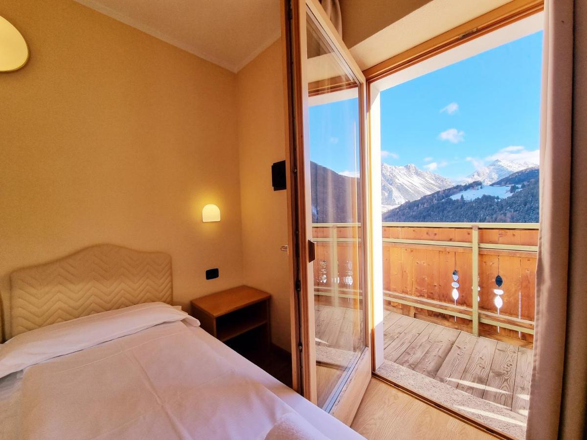 Hotel San Carlo, Tra Bormio E Livigno Isolaccia Luaran gambar