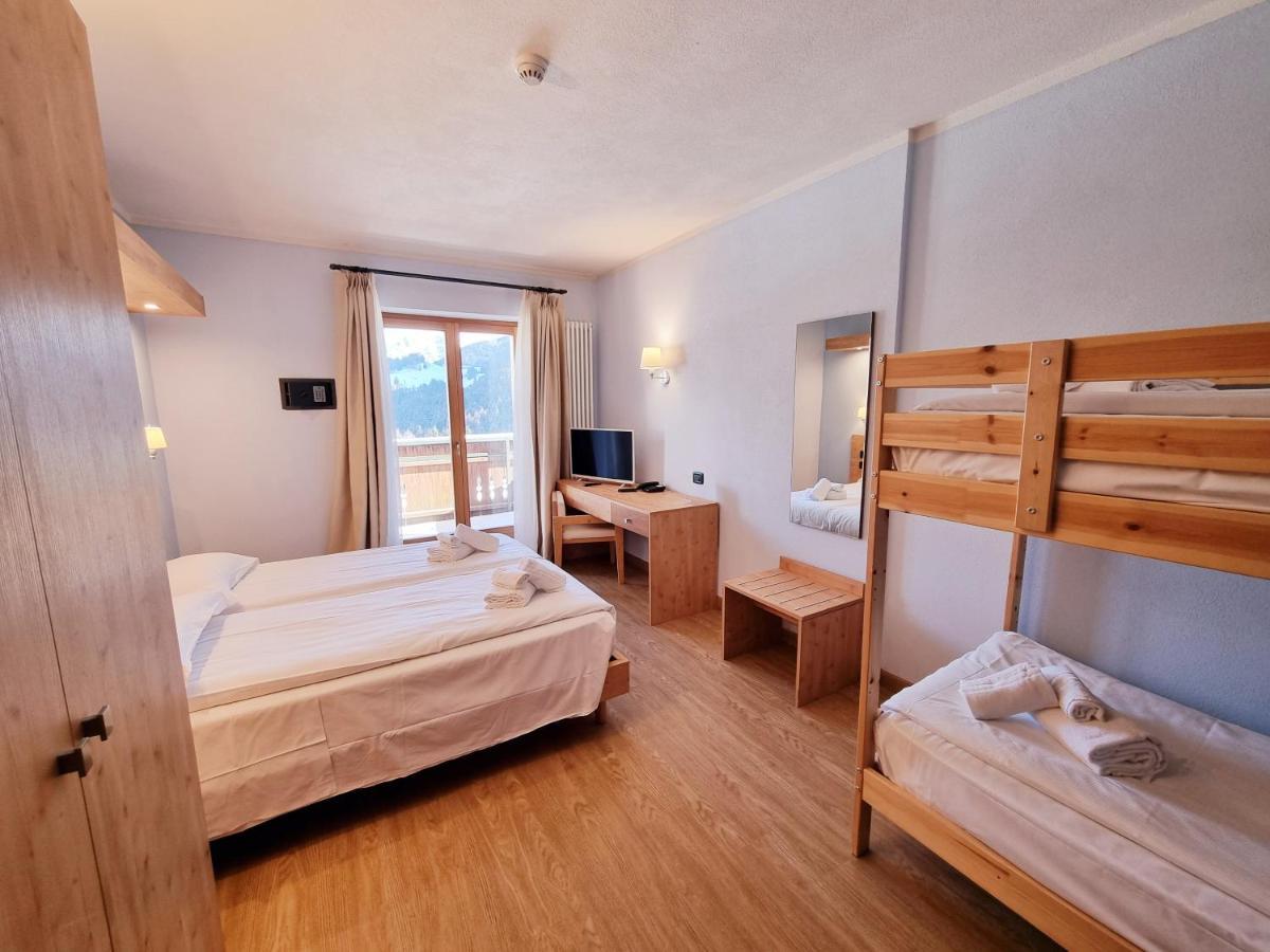 Hotel San Carlo, Tra Bormio E Livigno Isolaccia Luaran gambar