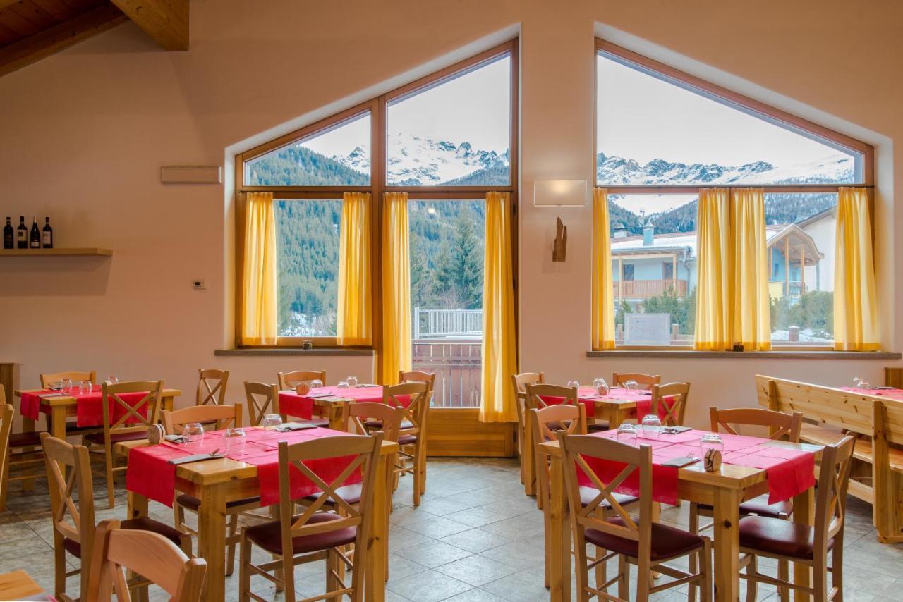 Hotel San Carlo, Tra Bormio E Livigno Isolaccia Luaran gambar