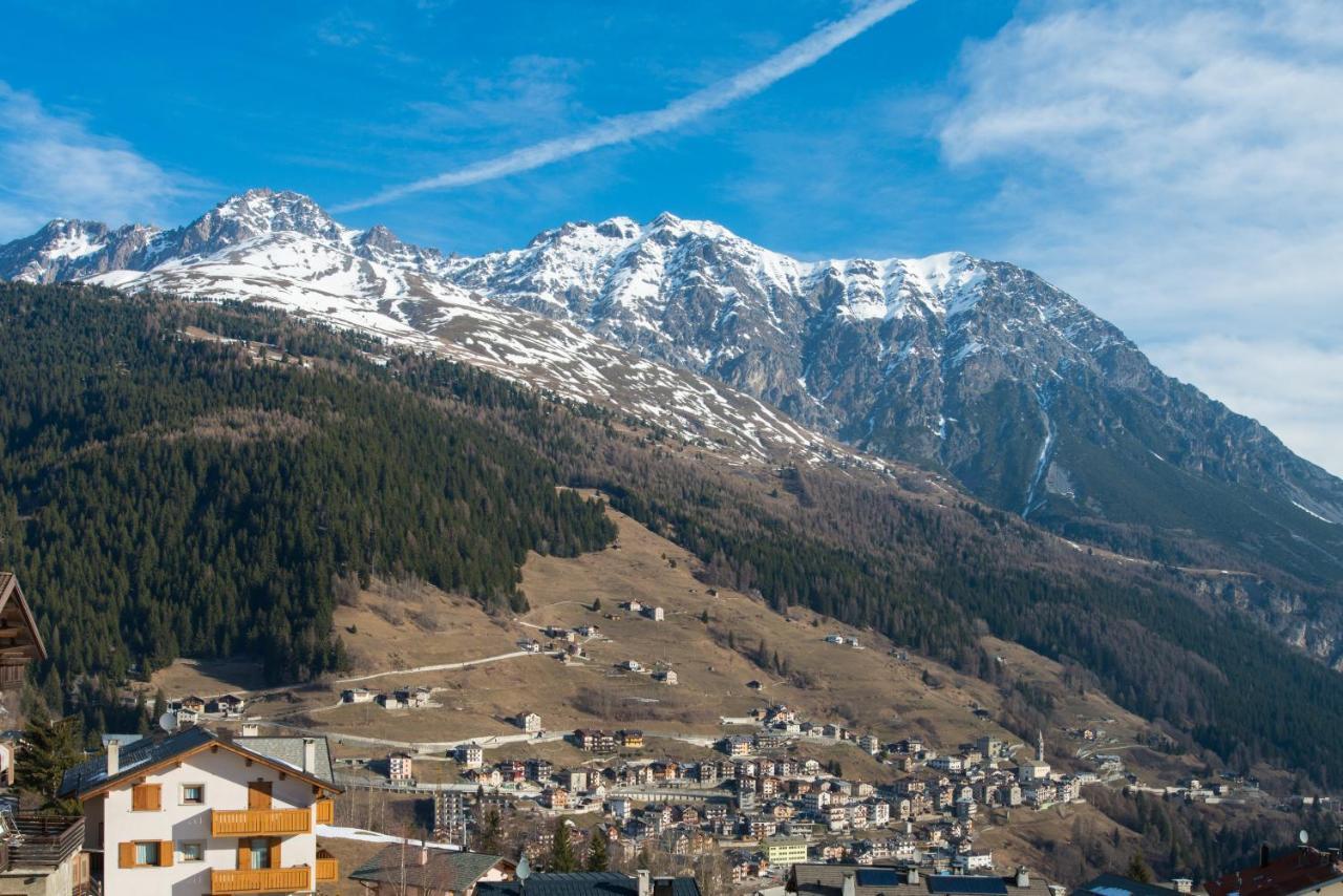 Hotel San Carlo, Tra Bormio E Livigno Isolaccia Luaran gambar