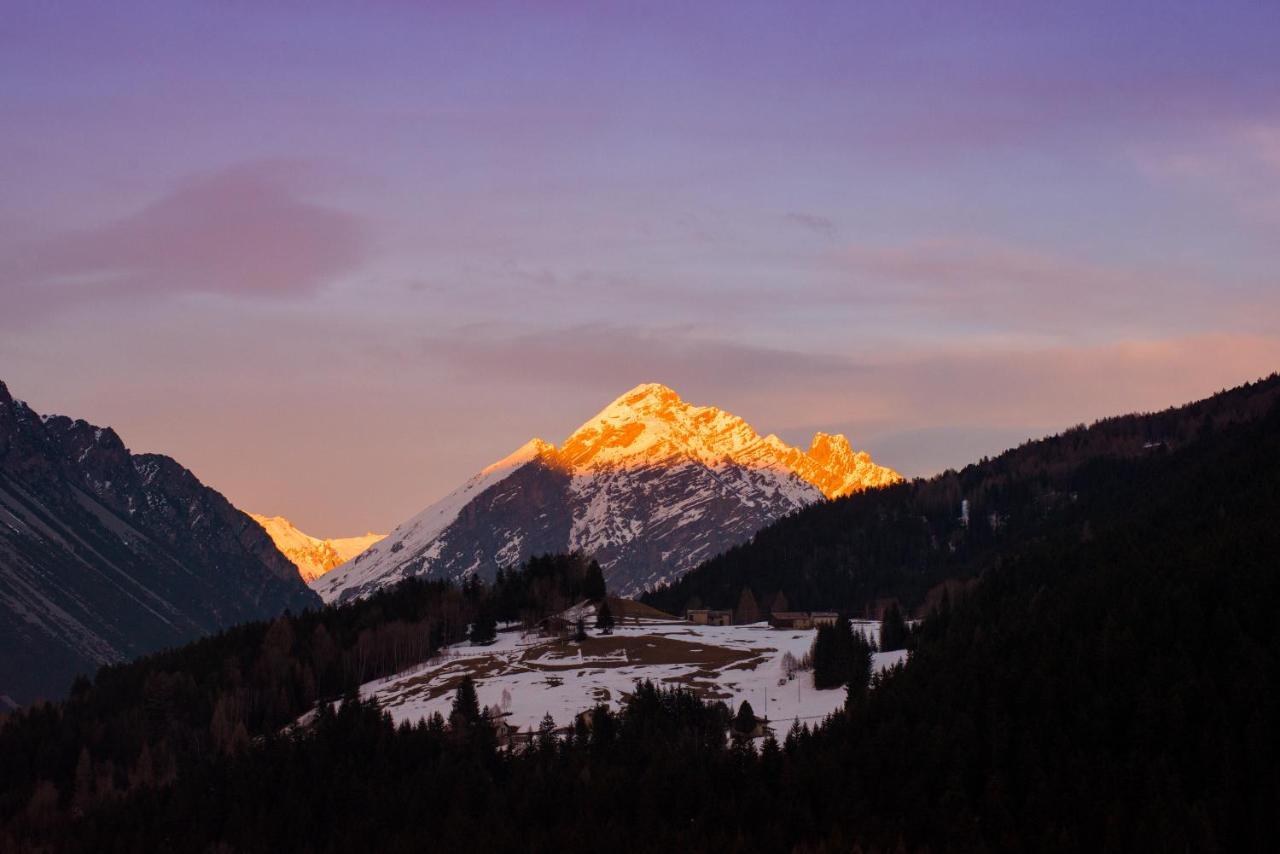 Hotel San Carlo, Tra Bormio E Livigno Isolaccia Luaran gambar