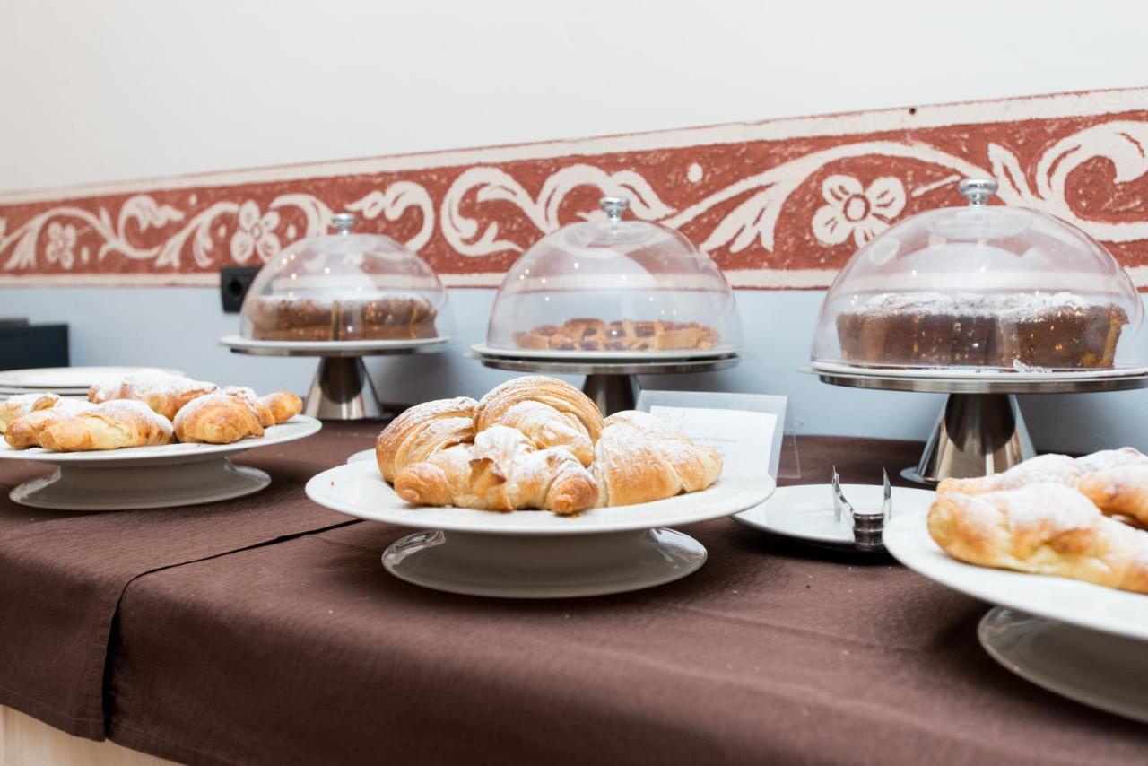 Hotel San Carlo, Tra Bormio E Livigno Isolaccia Luaran gambar